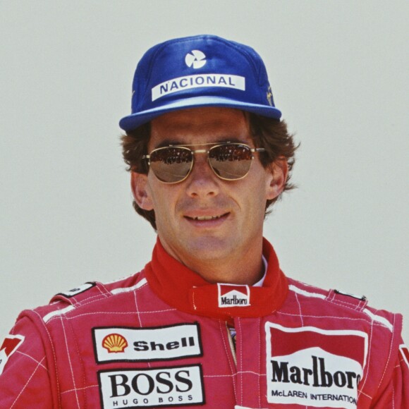 Ayrton Senna morreu no dia 1º de maio de 1994 após sofrer acidente no autódromo italiano de Ímola