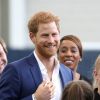 Príncipe Harry aproveitou uma visita à casa do pai, príncipe Charles, na Escócia, para promover o encontro de Meghan Markle e rainha Elizabeth II