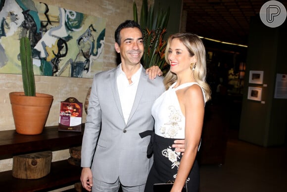 Ticiane Pinheiro e Cesar Tralli estão noivos e vão se casar em dezembro de 2017, em Campos do Jordão