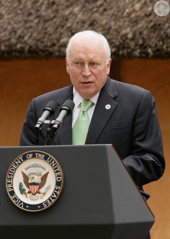 Christian Bale será Dick Cheney na cinebiografia sobre o político. O ex-vice presidente dos Estados Unidos atuou ao lado de George W. Bush entre 2001 e 2009