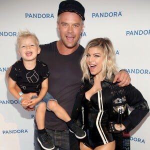 Fergie e Josh Duhamel são pais de Axl, de 4 anos