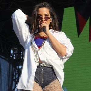 Anitta, nos Estados Unidos, curtiu passeio de barco e publicou vídeo no Instagram nesta quinta-feira, 14 de setembro de 2017