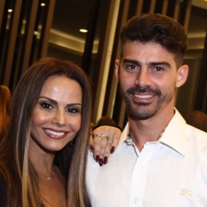 Viviane Araujo e o ex-noivo estão disputando um apartamento no qual a atriz mora atualmente, localizado no Recreio dos Bandeirantes, Zona Oeste do Rio de Janeiro