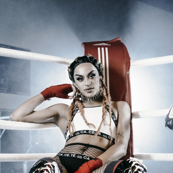 Pabllo Vittar diz que demora em média 40 minutos para se maquiar