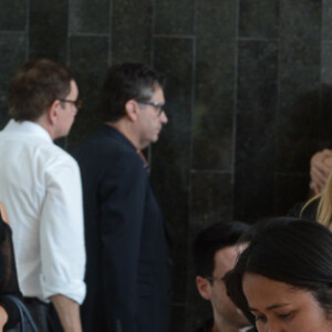 Além da família, fãs também puderam se despedir do jornalista