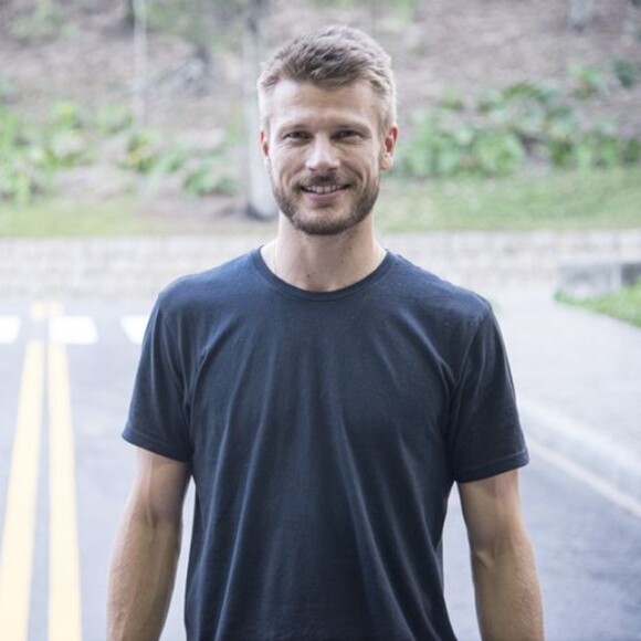 Rodrigo Hilbert garantiu em entrevista ao caderno 'Ela' do jornal 'O Globo' que é cheio de defeitos