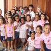 Guilherme Leicam visita o orfanato Santa Rita de Cássica, em Jacarepaguá, Zona Oeste do Rio de Janeiro, durante evento Páscoa Solidária, na tarde deste sábado, 26 de abril de 2014