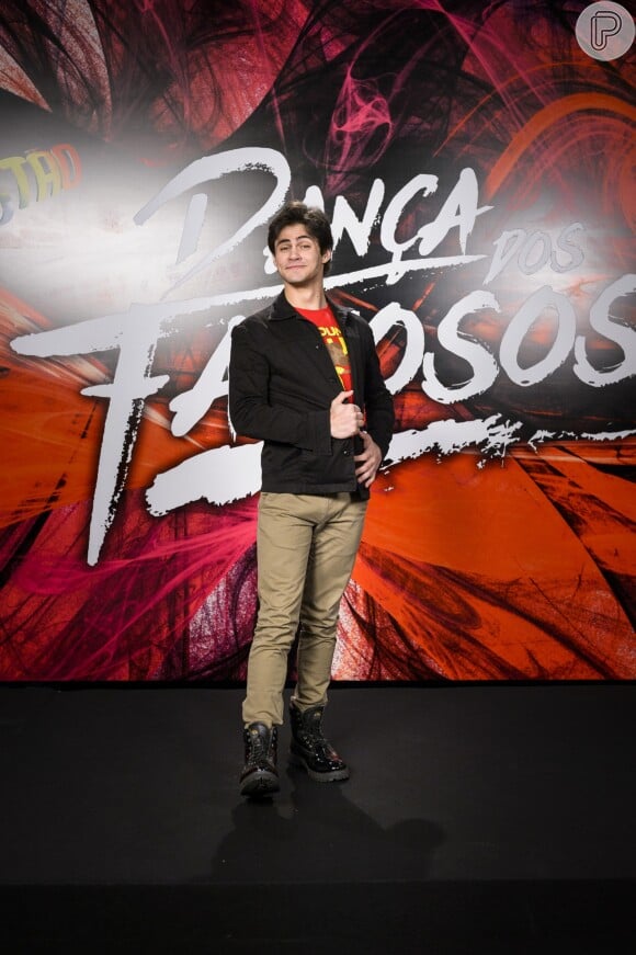 'Se não for pra causar, nem saio de casa', brincou Lucas Veloso após o beijo no 'Dança dos Famosos'