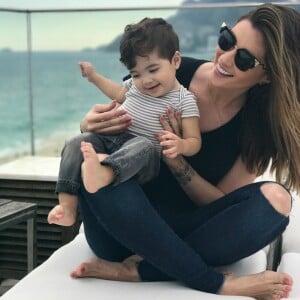 Ex-BBB Aline Gotschalg contou detalhes sobre a sua rotina com o filho, Lucca, de 1 ano