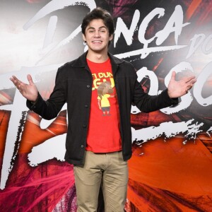 Lucas Veloso disse que Nathália Veloso não estava ciente do beijo no 'Dança dos Famosos'