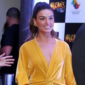 Isis Valverde, no ar em 'A Força do Querer', é indicada como Melhor Atriz no Prêmio Jovem Brasileiro 2017, que acontece em São Paulo, na próxima segunda-feira, 25 de setembro de 2017