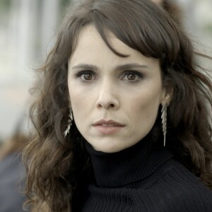 Por causa do sequestro da grávida, Irene (Débora Falabella) será perseguida no fim da novela 'A Força do Querer'