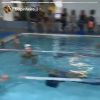 Ticiane Pinheiro mostrou a filha, Rafaella Justus, em aula de natação nesta quinta-feira, 21 de setembro de 2017