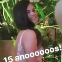 Bruna Marquezine tieta a irmã, Luana, em festão de aniversário: '15 anos'. Vídeo