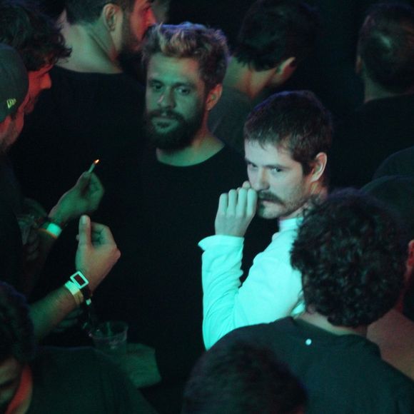 Maurício Destri curtiu o último dia do Rock in Rio no meio da multidão