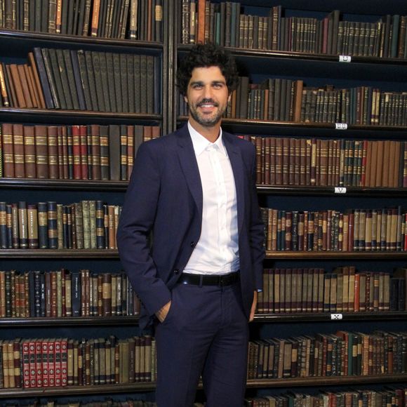 Bruno Cabrerizo está ansioso para descobrir as reações do público com seu trabalho e receber retorno nas redes sociais: 'Depois que a novela estrear vou descobrir como é o público brasileiro'