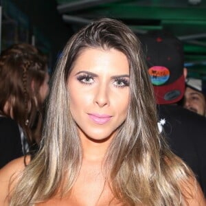 Ana Paula Minerato se relacionou com Thiago Servo na temporada passada do reality 'A Fazenda'
