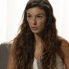 Ritinha (Isis Valverde) pede que Zeca (Marco Pigossi) diga que ficou atrás dela para assediá-la, na novela 'A Força do Querer'