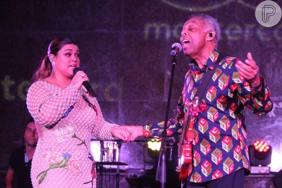 Famosos vão a show de Preta e o pai, Gilberto Gil, no Cristo Redentor, no Alto da Boa Vista, no Rio de Janeiro, na noite desta quarta-feira, 28 de setembro de 2017