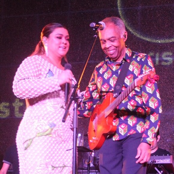 Famosos vão a show de Preta e o pai, Gilberto Gil, no Cristo Redentor, no Alto da Boa Vista, no Rio de Janeiro, na noite desta quarta-feira, 28 de setembro de 2017