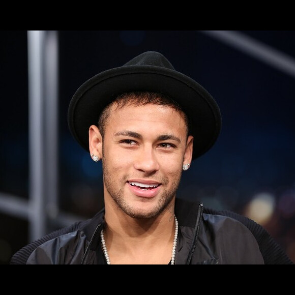 Neymar aparece na nova versão de 'Mi Gente', música de J Balvin com Beyoncé