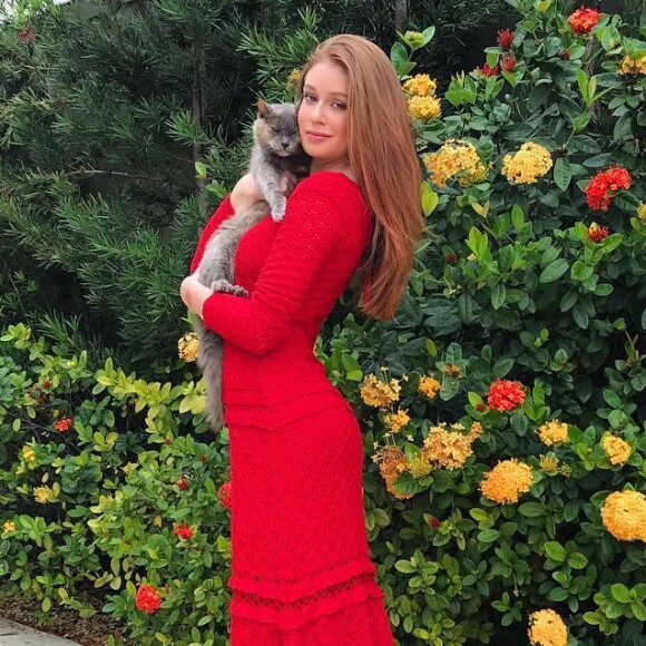 Marina Ruy Barbosa admite que mudou o seu estilo ao longo do tempo: 'Acho que foi evoluindo. A gente muda com o tempo'