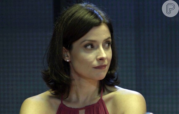 Cíntia (Bruna Spínola) acusa Antônia (Vanessa Giácomo) de estar se vingando dela, na novela 'Pega Pega'
