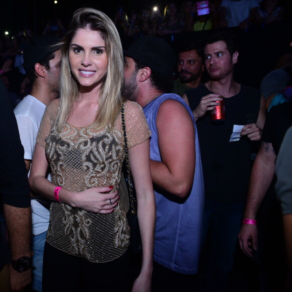 Bárbara Evans também curtiu o show de Ivete Sangalo