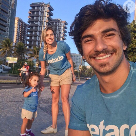 Deborah Secco e Hugo Moura sempre postam fotos e vídeos da filha