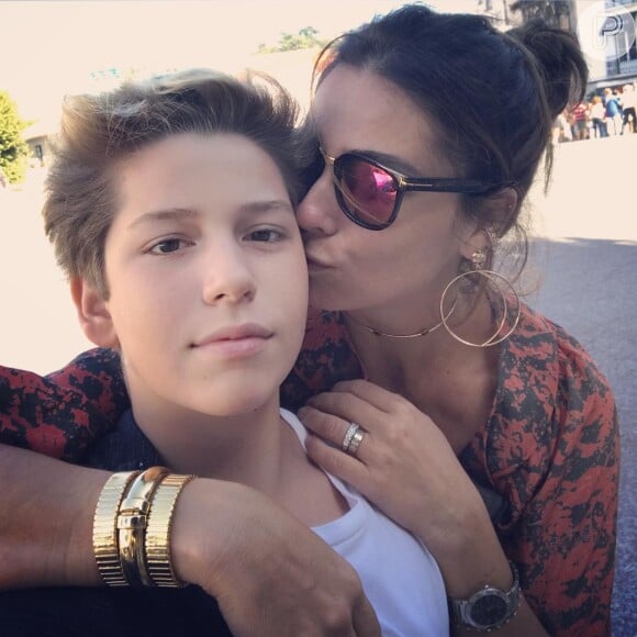 Pietro, de 12 anos, filho de Giovanna Antonelli e Murilo Benício, também se mudou para Portugal com a mãe