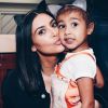 Kim Kardashian conta que a filha, North, usa seus vestidos cortados, como contou em entrevista ao 'The New York Times'