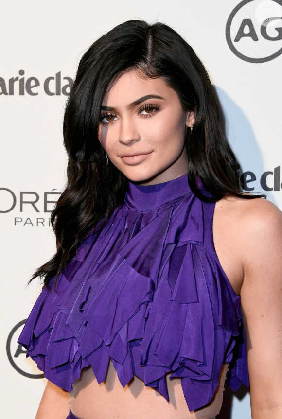 Kylie Jenner teria planos de fazer o chá de bebê em parceria com a irmã, Khloé