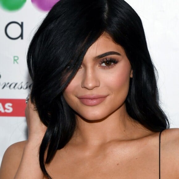 Kylie Jenner ainda não confirmou sua gravidez, mas já teria gastado uma fortuna no enxoval da bebê