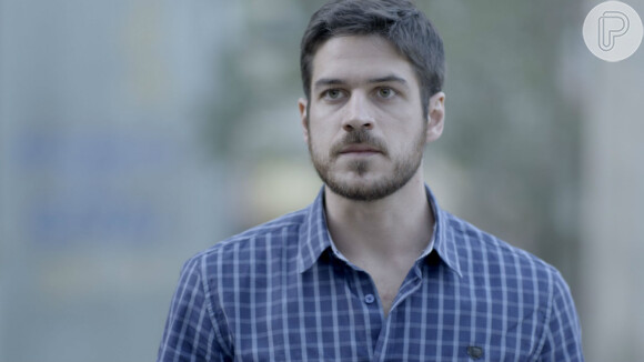 Zeca (Marco Pigossi) descobre que é pai de Ruyzinho (Lourenço Souza) e briga pela guarda na novela 'A Força do Querer'