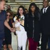 Fifth Harmony desembarca no Brasil e fã surpreende com apelo para Lauren Jauregui