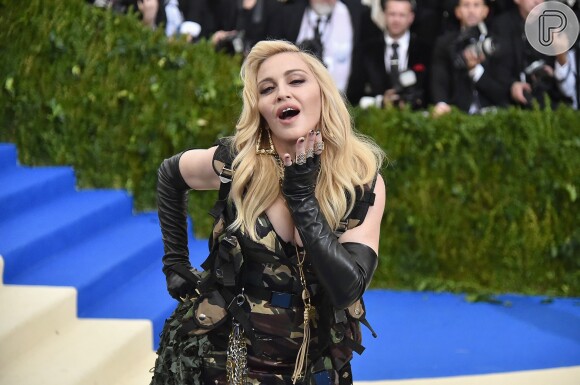 Madonna garantiu que consegue conciliar a maternidade e a carreira