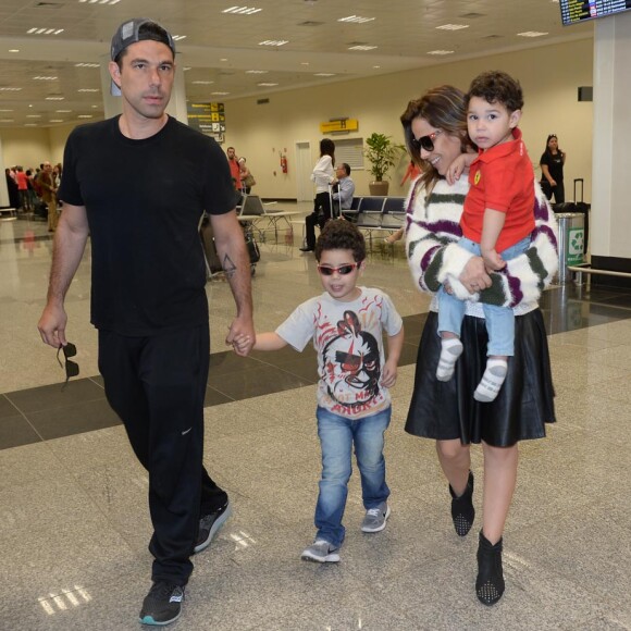 Wanessa Camargo, antes de fazer a postagem bem-humorada, falou sobre a tragédia no norte de Minas Gerais: 'Minhas preces estão com as famílias de todas as vítimas dessa tristeza em Janaúba, em Minas. Como mãe, me sinto devastada! Sem palavras! Não está sendo fácil!'