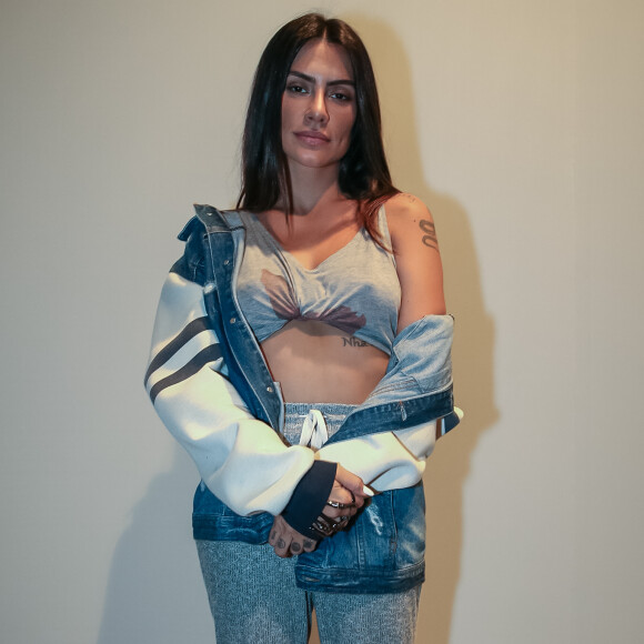 'Não estou fazendo uma dieta específica, mas estou voltando para o veganismo, com mais consciência e sem muito radicalismo', disse Cleo Pires