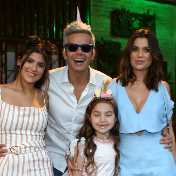 Otaviano Costa usou chifre de unicórnio em festa de aniversário de 7 anos da filha, Olívia, fruto de seu casamento com Flávia Alessandra