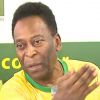 Pelé chamou o ato racista de 'banal' e contou que na época em que ele jogava era pior