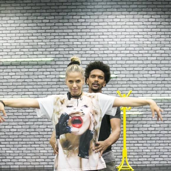 'Como eu disse na 'Dança', o quadro me tira muito do meu eixo. Me dediquei muito para essa coreografia, porque era muito difícil, a música era rápida, mas consegui executar muito bem', declara Adriane Galisteu