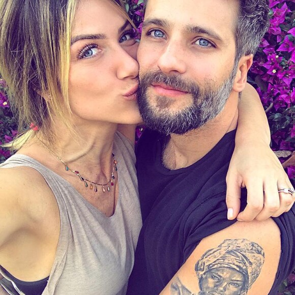 Giovanna Ewbank relembra crises de stress que teve este ano: 'Rosto formigando'