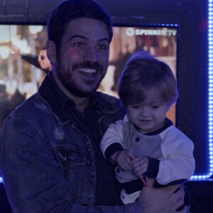 Zeca (Marco Pigossi) descobre ser pai de Ruyzinho de decide lutar por sua guarda na justiça na novela 'A Força do Querer'