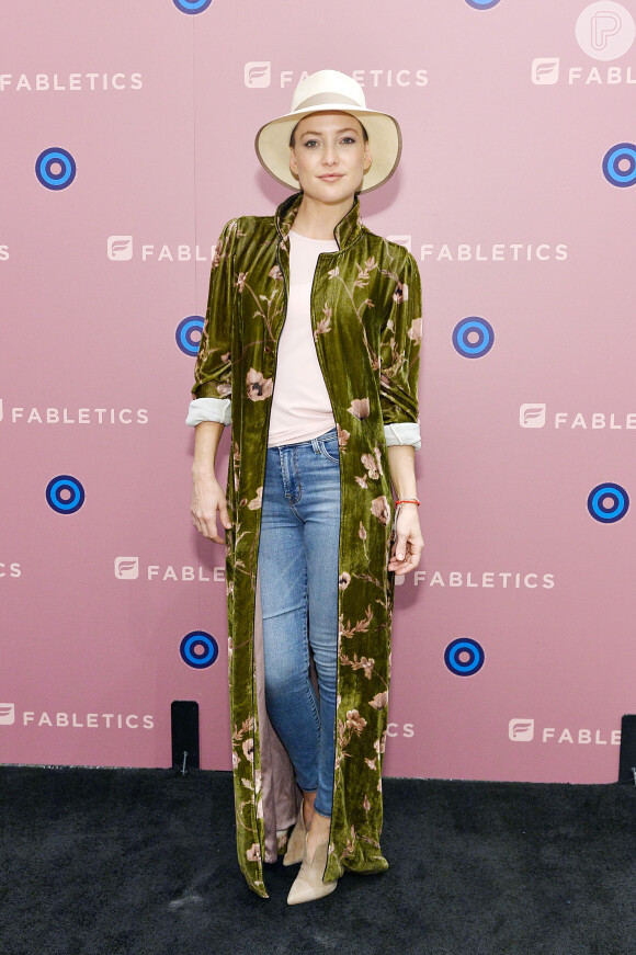 Kate Hudson vestiu Johanna Ortiz, coleção outono 2017, em evento na Califórnia, em 26 de setembro de 2017