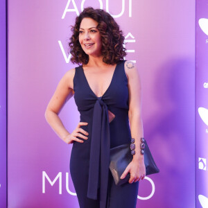 Assim como Mariana Goldfarb e Monica Iozzi, Fabiula Nascimento apostou em macacão com recorte e amarração para o Festival do Rio