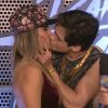 Lucas Veloso levantou rumores de namoro com Nathalia Melo após beijar bailarina durante coreográfia no quadro 'Dança dos Famosos', no 'Domingão do Faustão'