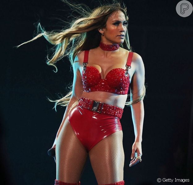Jennifer Lopez é adepta de uma dieta com 1392 calorias!