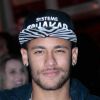 Neymar mantém foto ao lado de Bruna Marquezine na decoração de sua casa, na França, após terminar pela terceira vez o namoro com a atriz