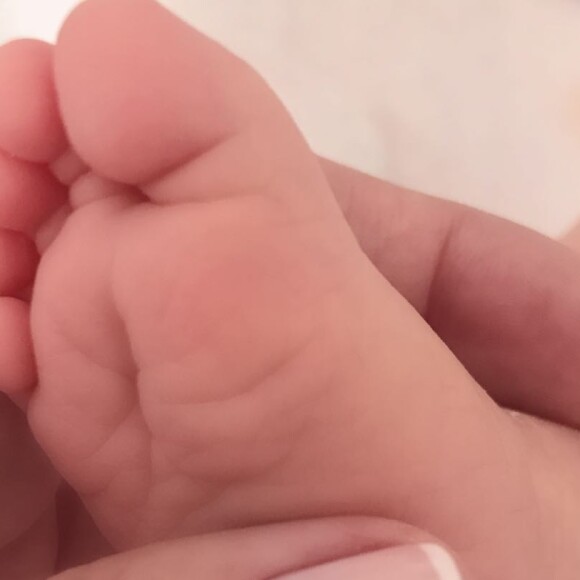 Eliana apresentou a filha caçula para a cantora sertaneja