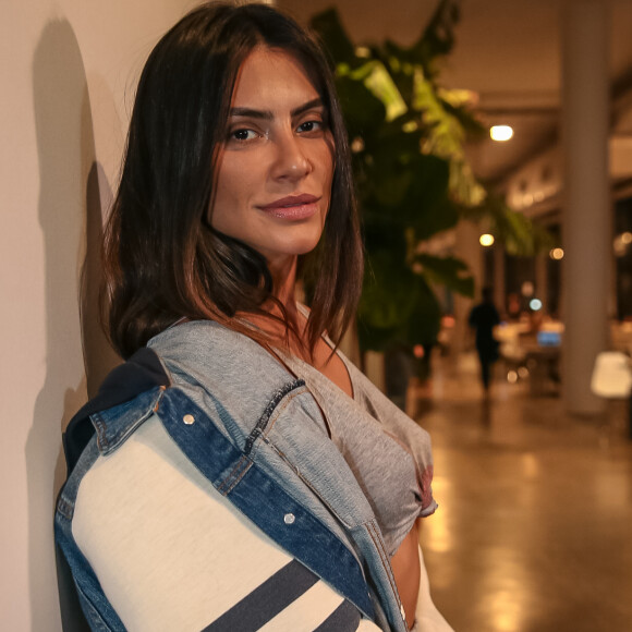 Cleo Pires resgatou uma entrevista dada aos 12 anos onde revelava a vontade de ser stripper